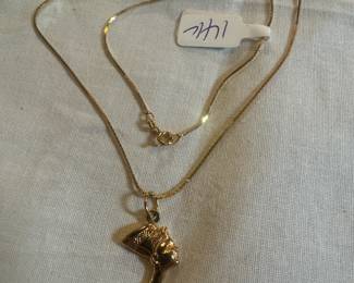 14K Gold Necklace with 14K Gold Nefertiti Pendant