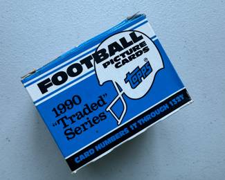 Topps 1990 "Traded" Series Football Cards
