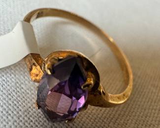 10K Gold & Amethyst Ring