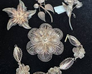 Collection of Sterling Silver Brooches & Bracelet