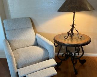 Reclining Chair, Ashley Rafferty End Table, Medallion Clock, Table Lamp