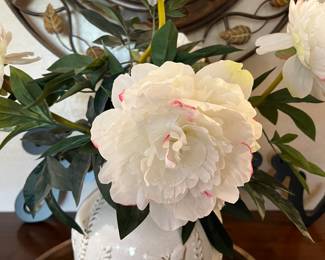 Pottery Barn Vase w Floral