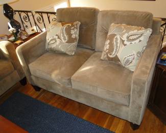 Bauhaus Loveseat microfiber