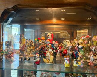 Large clown collection