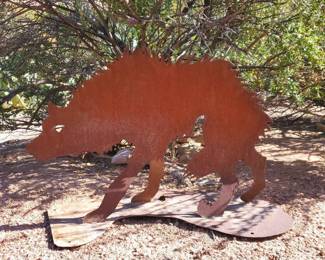 Rustic Metal Wolf Statue