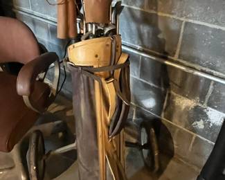 Vintage golf clubs 