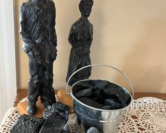 Mid West Crafts coal statues