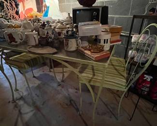 Mid century patio set 