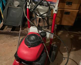 Troy built pressure washer 