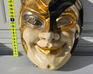 Large Mardi gras mask/decor.