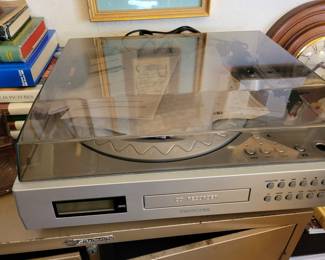 Memorex turntable/CD recorder
