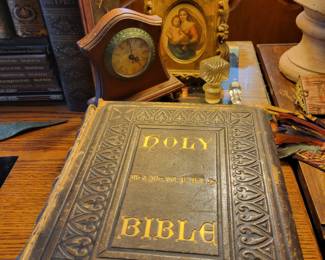 Personalized antique bible