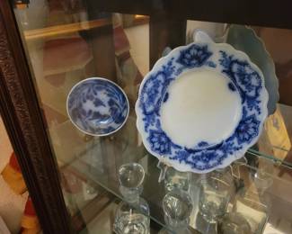 Delft Blue pieces