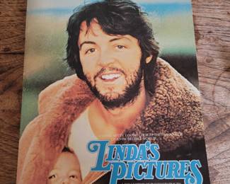 'Linda's Pictures' magazine