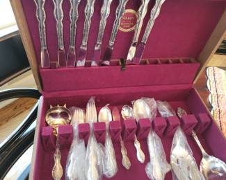 Silverplate flatware