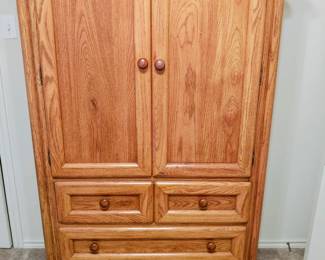 Entertainment/Storage Cabinet
