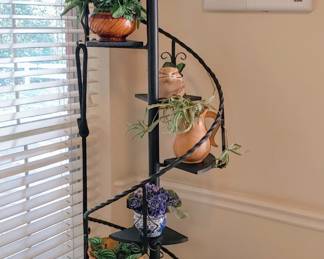 Spiral Black Iron Floor Flower Pot Stand