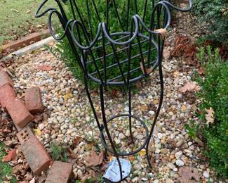 #86 Black Metal Flower Stand - 15x36 $25.00