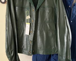 #238 Green Leather & Suede Ladies Jacket - Size Small $65.00