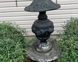 #151 Black Fountain 6 pc - You move - as is $75.00
YOU MOVE