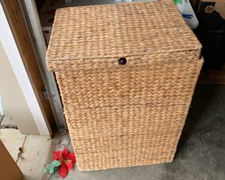 #168 Wicker Hamper - 19x14x27 $25.00