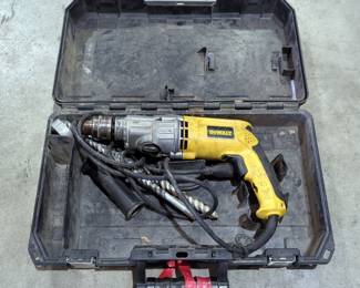 DeWalt 1/2" Heavy Duty Dual Speed Hammer Drill Model DW520, In Hard Sided Case, Powers On