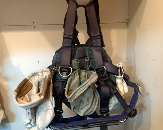 3m Safety Harness Model 1113190 Size Small, 130lb-310lb, Includes Three Tool Bags