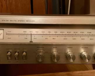 Vintage Realistic STA-64 receiver in working order
