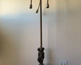Floor stand with 3 gooseneck light sockets