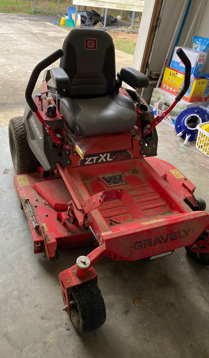 Gravely ZY XL 52” zero turn mower.
Has 133 hours.