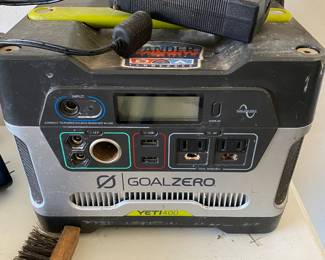 Yeti Goal Zero solid power generator 