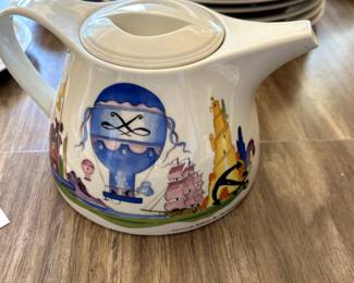 Villeroy & Boch "Le Ballon" tea pot