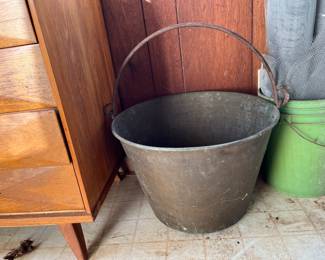 Large 1800's Randolph Clowes brass apple butter kettle from Waterbury, Conn. - SUPERB!!