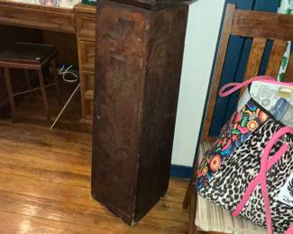 Small podium w/ door