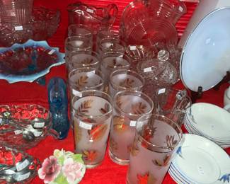 MCM Libbey Glass gold leaf pattern frosted glasses