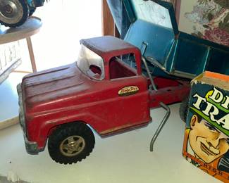 MANY TONKA TRUCKS & ACCESSORIES, BIG-LITTLE BOOKS & LOTS OF VINTAGE TOYS!
