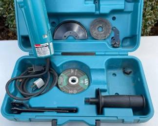 Makita 4in Disc Grinder