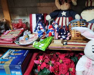 4th of July, other holiday decor 