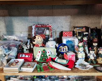 Santas, snowmen, and more 