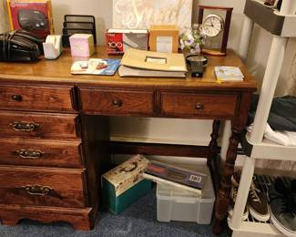 Student's desk, accessories
