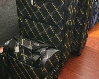 3 piece patterned luggage set