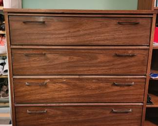 Vintage 60's four drawer dresser