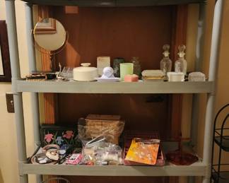 Jewelry boxes, more personal care and bath items