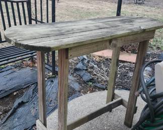 Gardening table