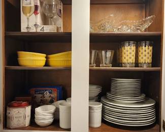 Vintage drinking glasses, everyday set of dished