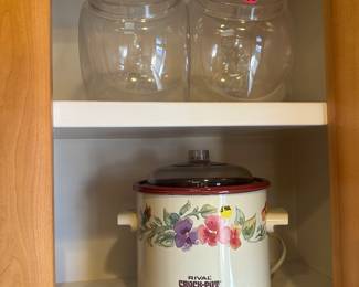 Kitchen items 