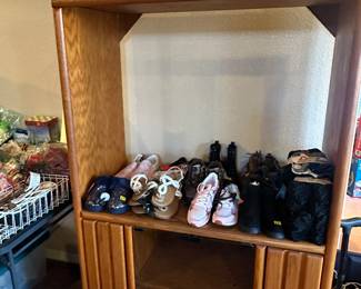 Entertainment Center $25
Brand new kids shoes - Price as marked. Price is firm 