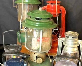 Coleman Lantern With Other Lighting