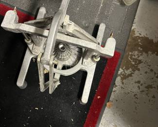 Blooming onion maker