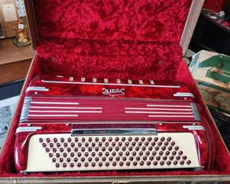 Lira accordion